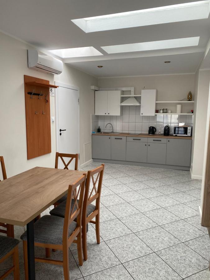 Apartamenty Rodzinne Zdrojowe Kudowa-Zdrój Exterior foto