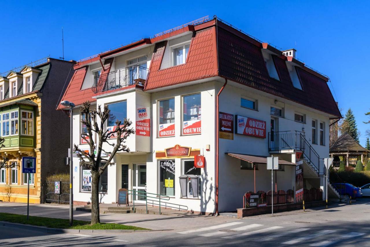 Apartamenty Rodzinne Zdrojowe Kudowa-Zdrój Exterior foto